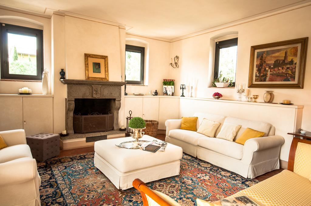 Podere La Rondine Bed & Breakfast Prato (Prato)
